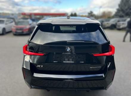 BMW - X1