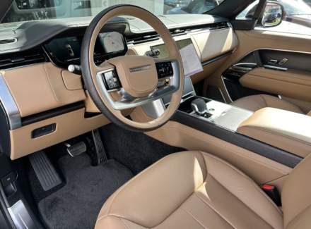 Land Rover - Range Rover