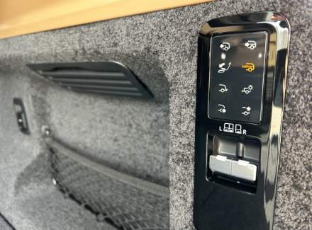 Land Rover - Range Rover