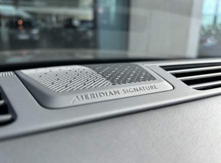 Land Rover - Range Rover