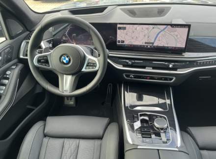 BMW - X7