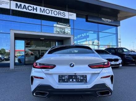 BMW - 8er
