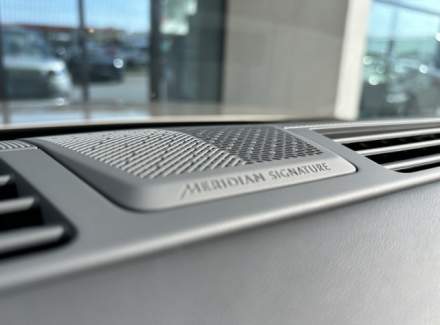 Land Rover - Range Rover