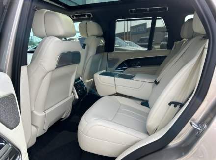 Land Rover - Range Rover