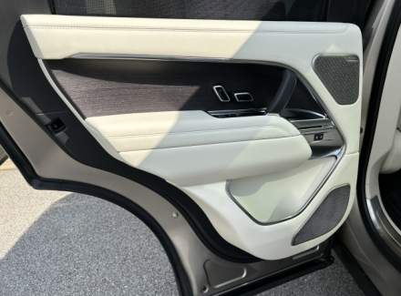 Land Rover - Range Rover