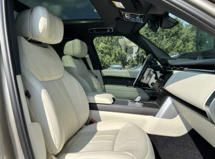 Land Rover - Range Rover