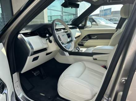 Land Rover - Range Rover