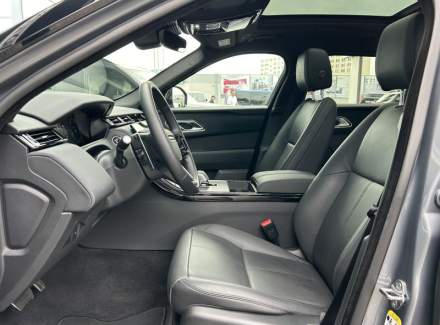 Land Rover - Range Rover Velar
