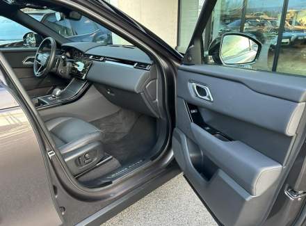 Land Rover - Range Rover Velar