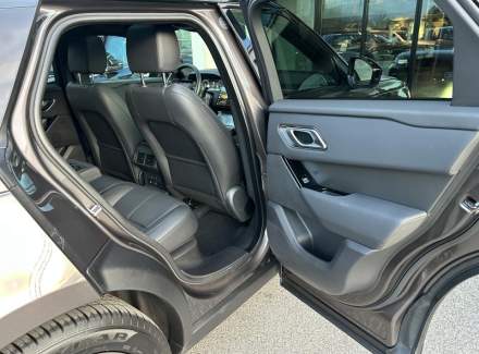 Land Rover - Range Rover Velar