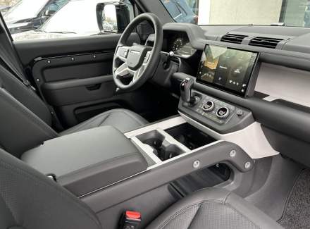 Land Rover - Defender