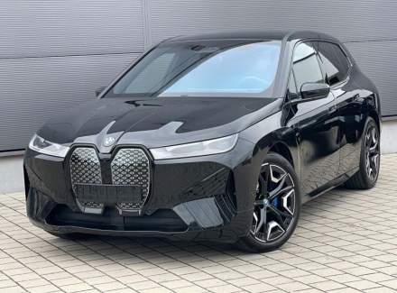 BMW - iX