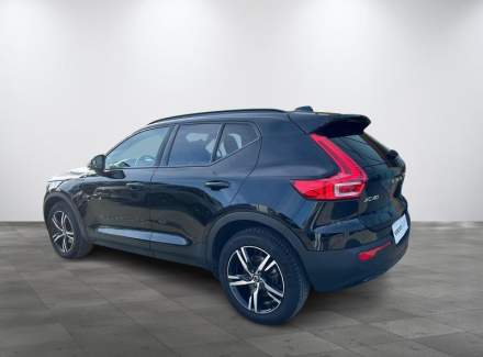 Volvo - XC40