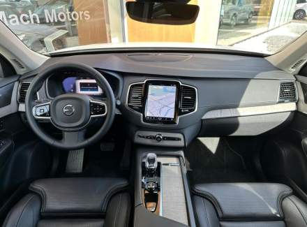 Volvo - XC90
