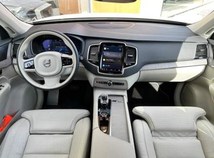 Volvo - XC90