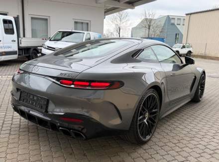 Mercedes-Benz - AMG GT