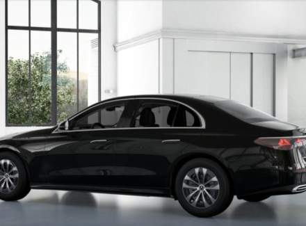 Mercedes-Benz - E-class