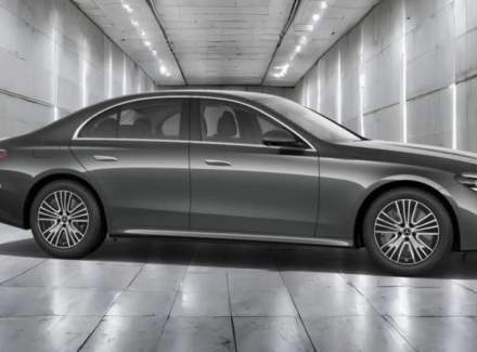 Mercedes-Benz - E-class