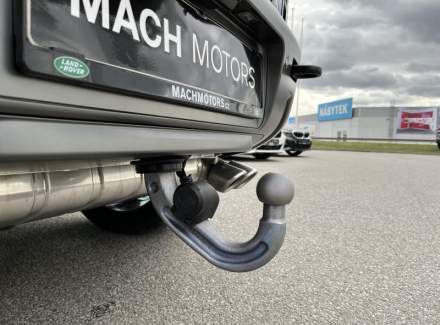 Land Rover - Defender