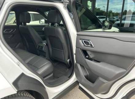 Land Rover - Range Rover Velar