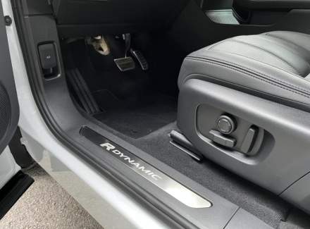 Land Rover - Range Rover Evoque