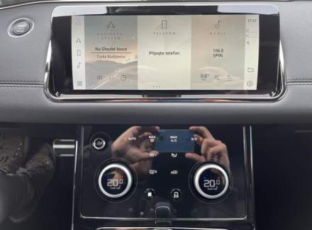 Land Rover - Range Rover Evoque