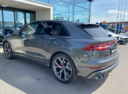 Audi - SQ8