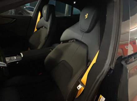 Ferrari - Purosangue