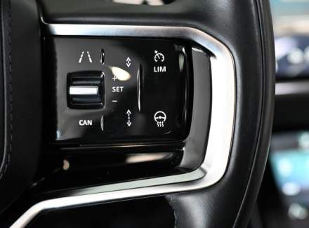 Land Rover - Range Rover Velar