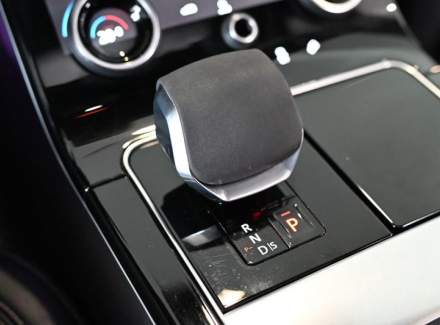 Land Rover - Range Rover Velar