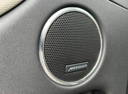 Land Rover - Discovery Sport