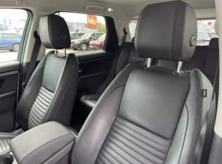 Land Rover - Discovery Sport