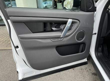 Land Rover - Discovery Sport