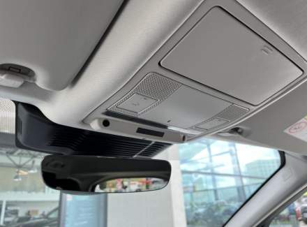 Land Rover - Discovery Sport