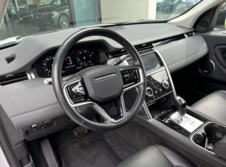 Land Rover - Discovery Sport