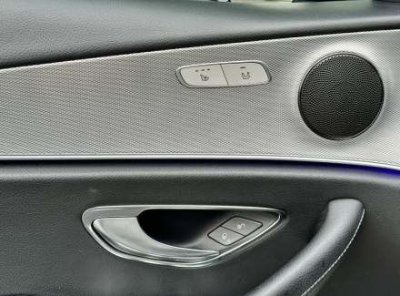 Mercedes-Benz - E-class