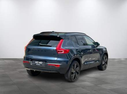 Volvo - XC40