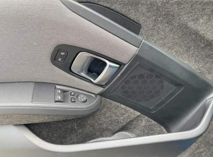 BMW - i3