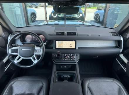 Land Rover - Defender