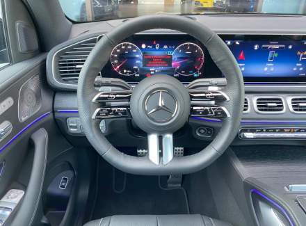 Mercedes-Benz - GLS