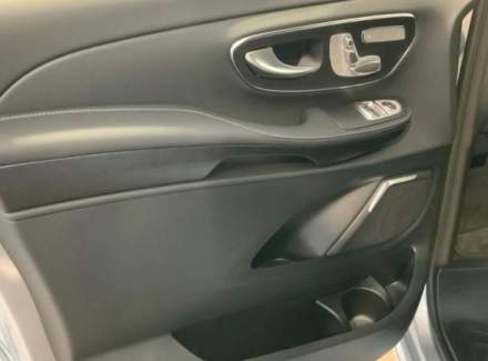 Mercedes-Benz - V-class