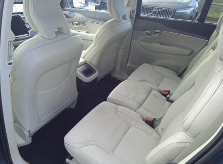 Volvo - XC90