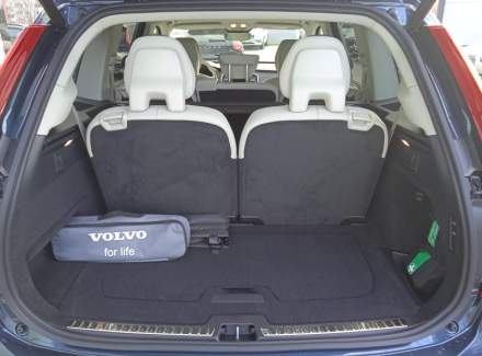 Volvo - XC90