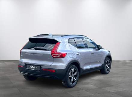 Volvo - XC40