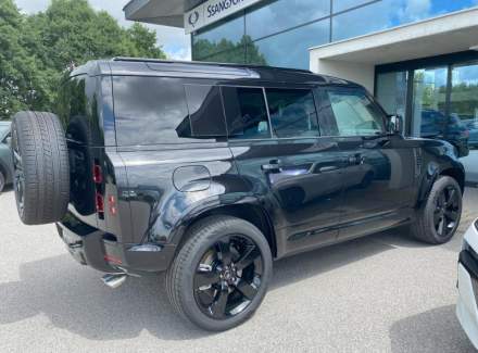 Land Rover - Defender