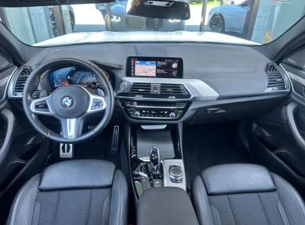 BMW - X3
