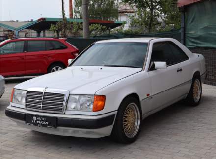 Mercedes-Benz - 200