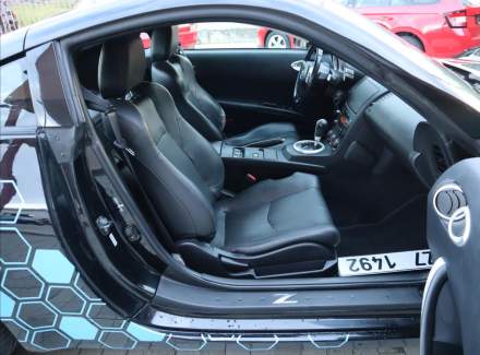 Nissan - 350Z