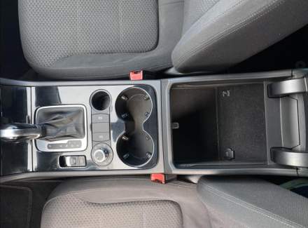 Volkswagen - Touareg