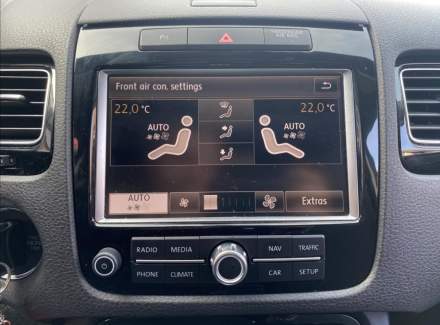 Volkswagen - Touareg